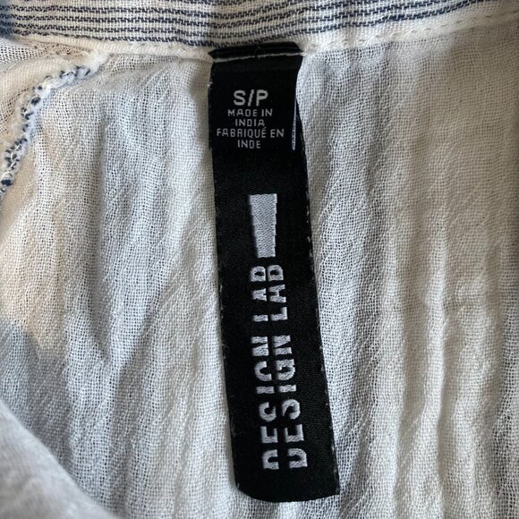 Design Lab‎ White & Grey Cotton Button Up Short Sleeve Top Size Small Medium - Picture 6 of 6